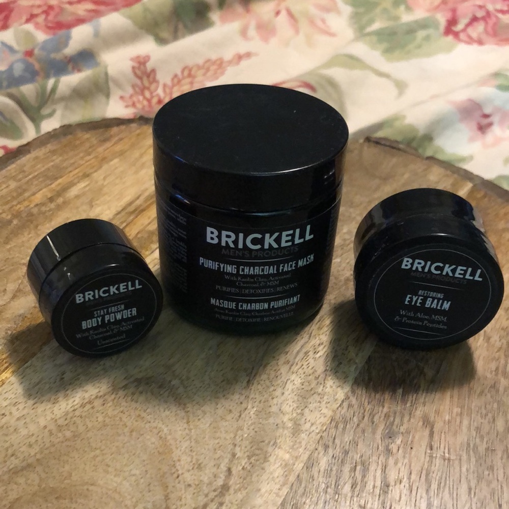 Men 3-Pc Grooming Set Purifying Charcoal Face Mask Eye Balm Body Powder